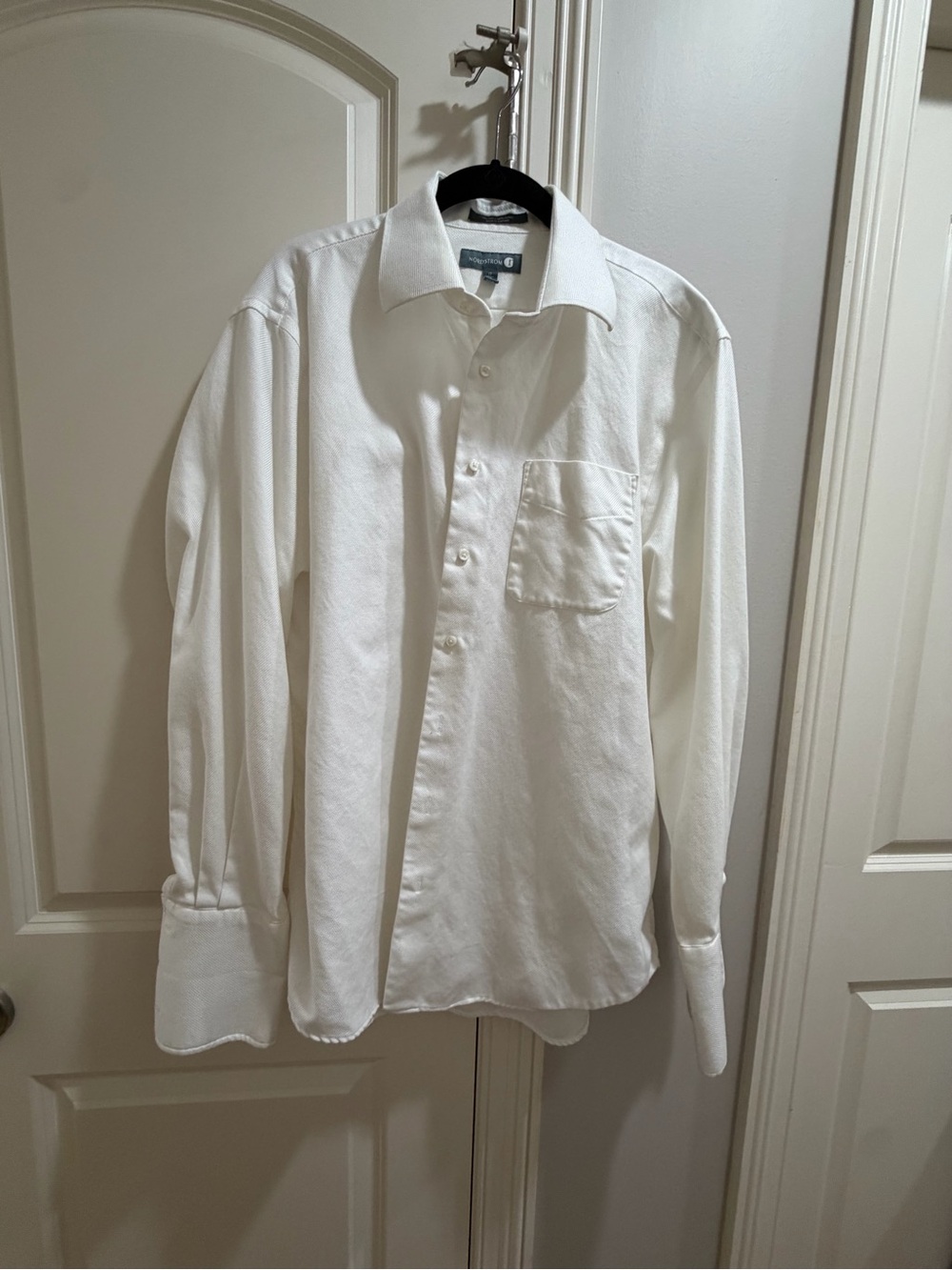 Nordstrom Men’s White Long-Sleeve Dress Shirt 17N 35S